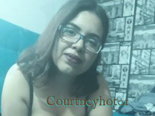 Courtneyhot01