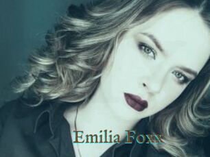 Emilia_Foxx