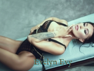 Evelyn_Evy