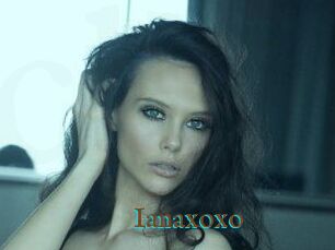 Ianaxoxo