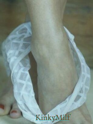 KinkyMilf
