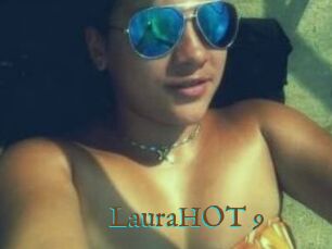 LauraHOT_9