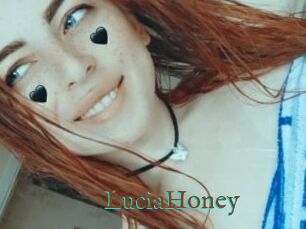 LuciaHoney