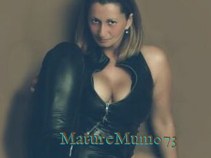 MatureMum073