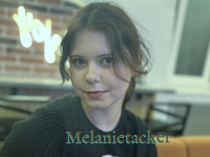 Melanietacker