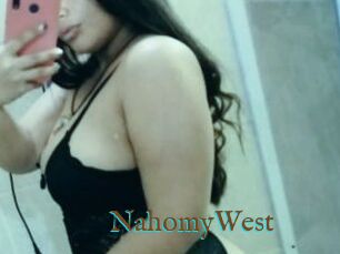 NahomyWest