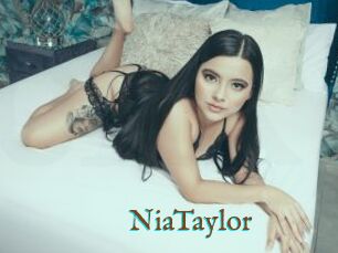 NiaTaylor