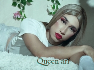 Queen_ari