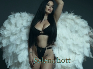 Selena_hott