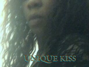 UNIQUE_KISS