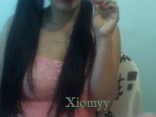 Xiomyy_